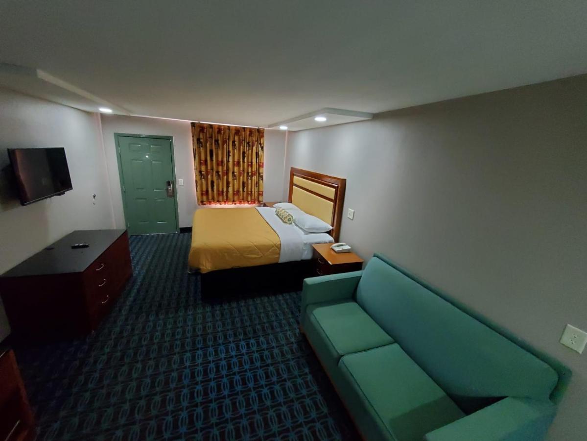 Scottish Inns & Suites Springdale Eksteriør bilde